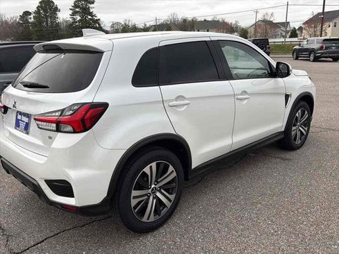 Used 2020 Mitsubishi Outlander Sport SE image 4