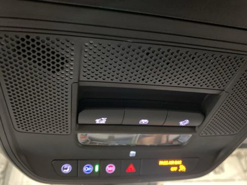 New 2026 Chevrolet Equinox LT w/ Convenience Package II image 39