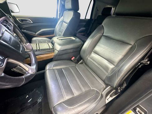 Used 2019 GMC Yukon Denali w/ Denali Ultimate Package image 11