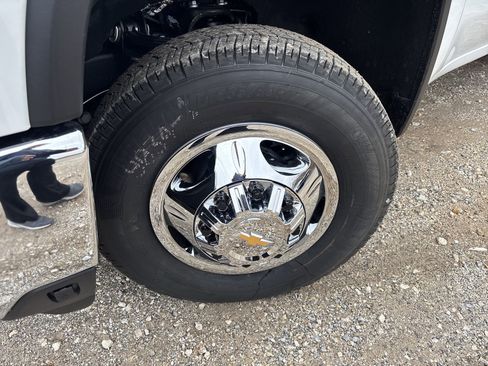 New 2026 Chevrolet Silverado 3500 LT w/ Convenience Package image 13