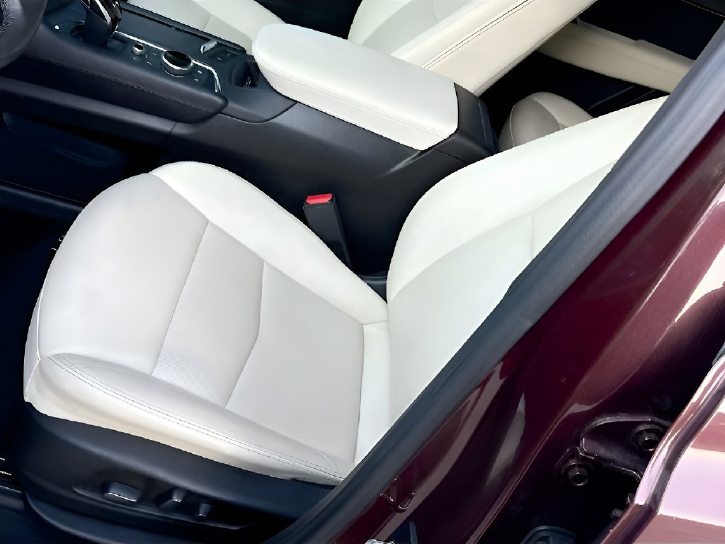 Used 2022 Cadillac XT5 Sportv w/ Technology Package AWD/4WD image 19