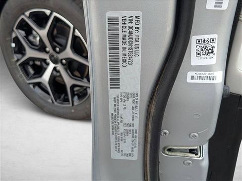 Used 2025 Jeep Compass Limited AWD/4WD image 23