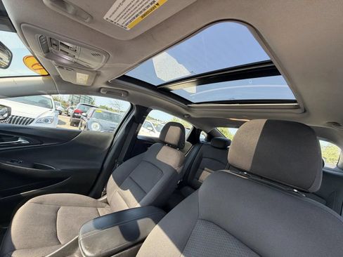 Used 2019 Chevrolet Malibu LT FWD image 22