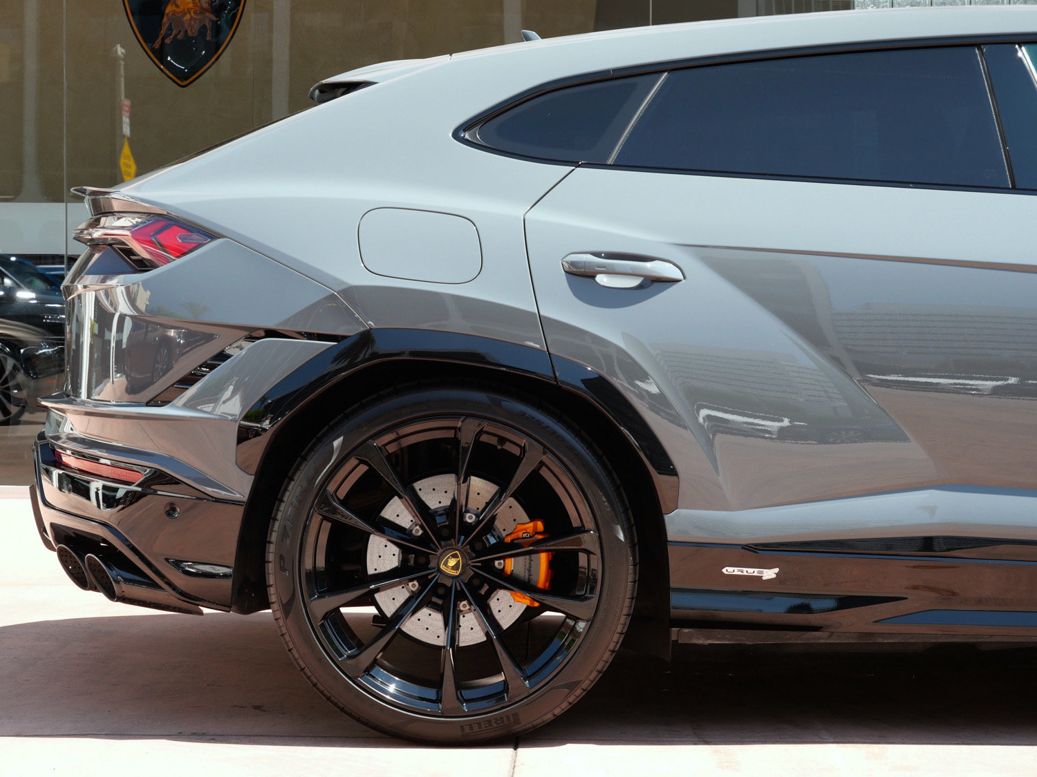 Used 2023 Lamborghini Urus S AWD/4WD image 25