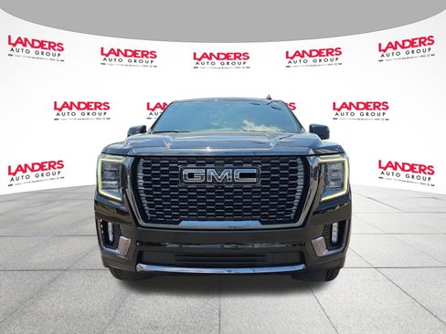 Used 2024 GMC Yukon Denali Ultimate AWD/4WD image 8