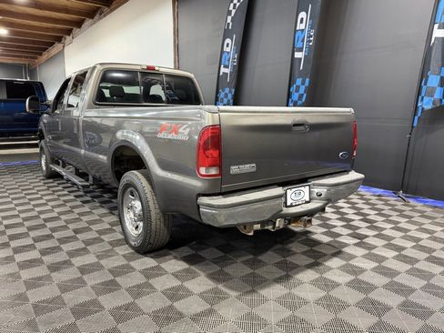 Used 2005 Ford F250 XLT image 3