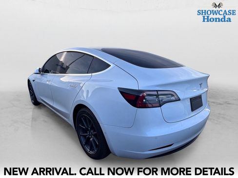 Used 2020 Tesla Model 3 Standard Range RWD image 4