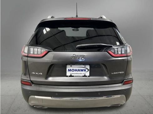 Used 2021 Jeep Cherokee Limited w/ Elite Package AWD/4WD image 4