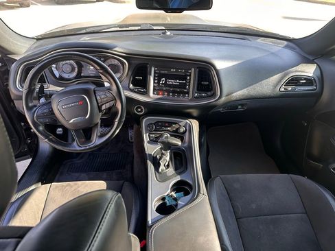 Used 2018 Dodge Challenger T/A image 13