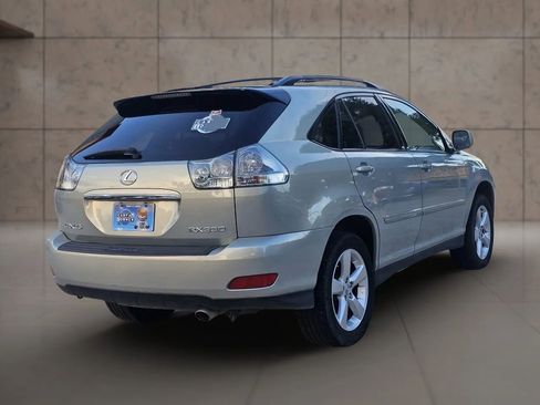 Used 2004 Lexus RX 330 FWD image 2