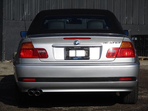 Used 2004 BMW 330Ci Convertible image 7