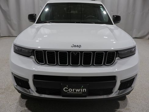 Certified 2023 Jeep Grand Cherokee L Limited w/ Luxury Tech Group II AWD/4WD image 9