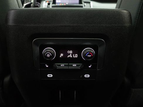 Used 2021 Chevrolet Tahoe LT w/ LT Signature Package AWD/4WD image 21