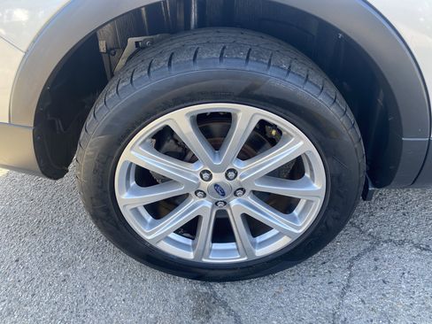 Used 2016 Ford Explorer Limited w/ Class II Trailer Tow Package image 27