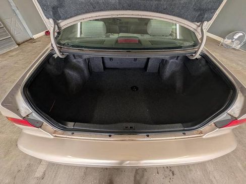 Used 1998 Toyota Camry CE FWD image 25