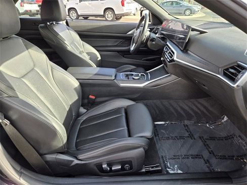 Used 2024 BMW 430i Convertible image 18