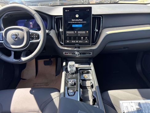 New 2026 Volvo XC60 B5 Plus AWD/4WD image 28