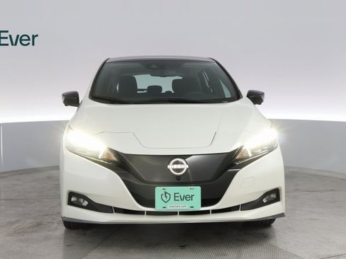 Used 2024 Nissan Leaf SV Plus image 3