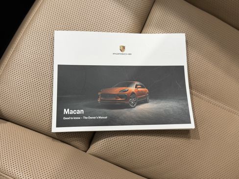 Certified 2023 Porsche Macan S AWD/4WD image 59