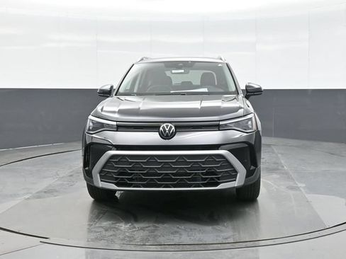 New 2026 Volkswagen Taos SE AWD/4WD image 2