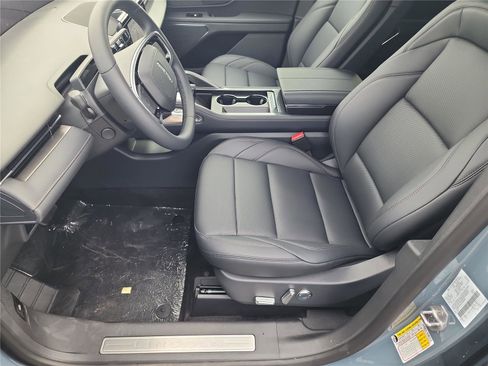 New 2026 Lincoln Nautilus Premier image 13