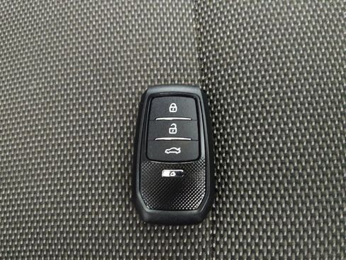 Used 2019 Chevrolet Traverse LT w/ LPO, Floor Liner Package AWD/4WD image 32