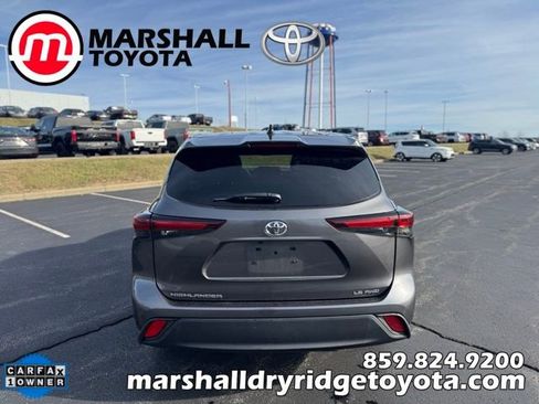 Certified 2024 Toyota Highlander LE image 4
