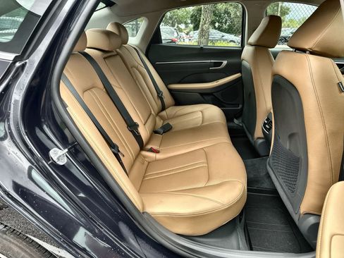 Used 2025 Hyundai Sonata Limited FWD image 18