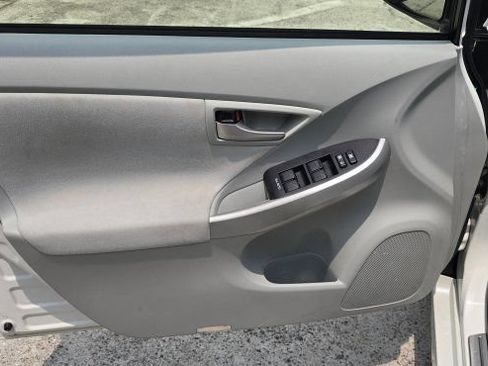 Used 2012 Toyota Prius Three FWD image 14