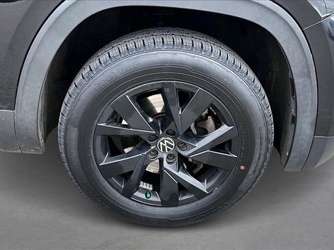 Used 2021 Volkswagen Atlas S image 6