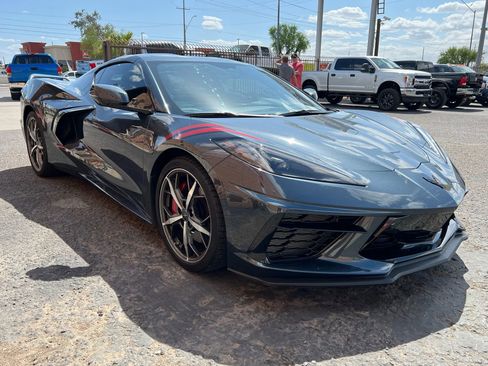 Used 2021 Chevrolet Corvette Stingray Preferred Cpe w/ Z51 Performance Package RWD image 5