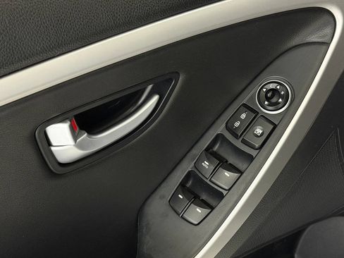 Used 2016 Hyundai Elantra GT w/ Option Group 03 FWD image 55