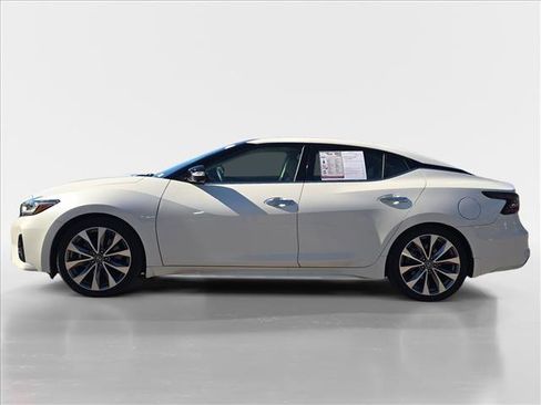 Used 2021 Nissan Maxima Platinum w/ Sport Mat Group image 2