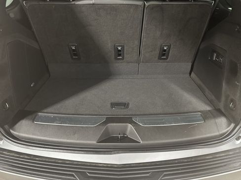 Used 2024 Cadillac Escalade Sport image 34