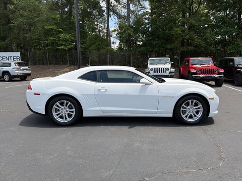 Used 2015 Chevrolet Camaro LS RWD image 9