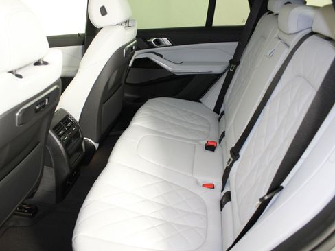 New 2026 BMW X5 xDrive50e w/ M Sport Package image 22