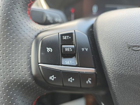Used 2025 Ford Escape ST-Line FWD image 24