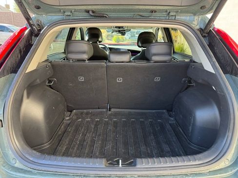 Used 2023 Kia Niro SX image 20
