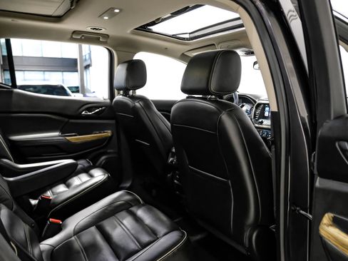 Used 2017 GMC Acadia Denali AWD/4WD image 31