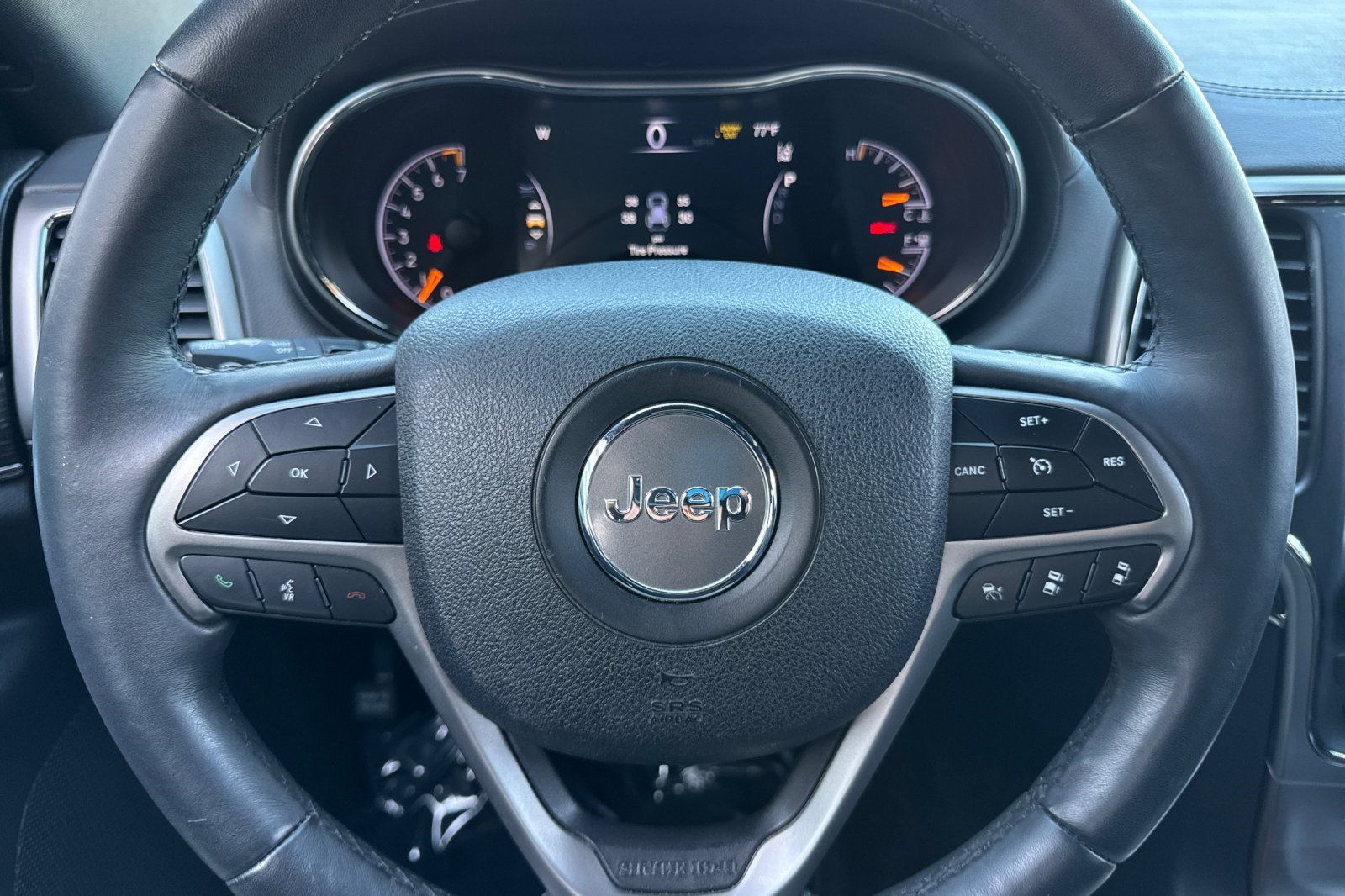 Used 2018 Jeep Grand Cherokee High Altitude AWD/4WD image 11