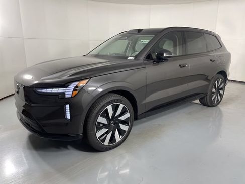 Used 2025 Volvo EX90 Ultra AWD/4WD image 4