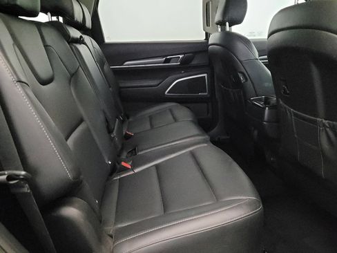 Used 2020 Kia Telluride LX AWD/4WD image 19