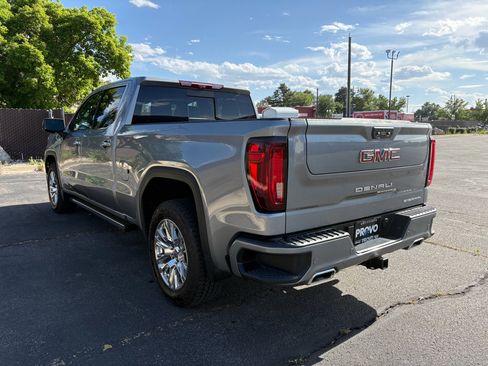 Used 2023 GMC Sierra 1500 Denali w/ Technology Package AWD/4WD image 6