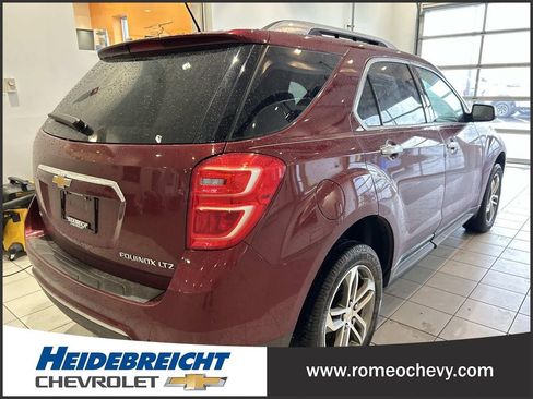 Used 2016 Chevrolet Equinox LTZ w/ Enhanced Convenience Package image 3