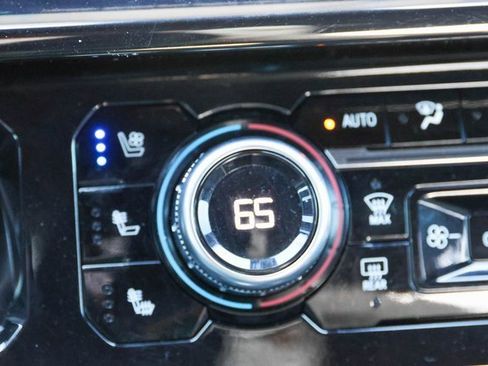 Used 2024 GMC Sierra 2500 AT4 w/ Snow Plow Prep/Camper Package image 28