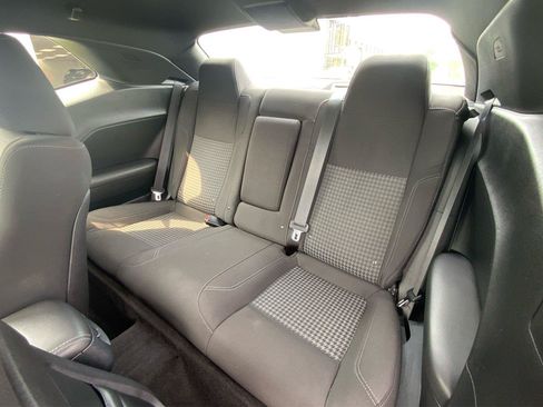 Used 2015 Dodge Challenger R/T w/ Quick Order Package 28B R/T RWD image 11