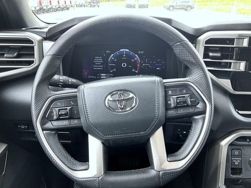 Used 2025 Toyota Sequoia SR5 AWD/4WD image 11