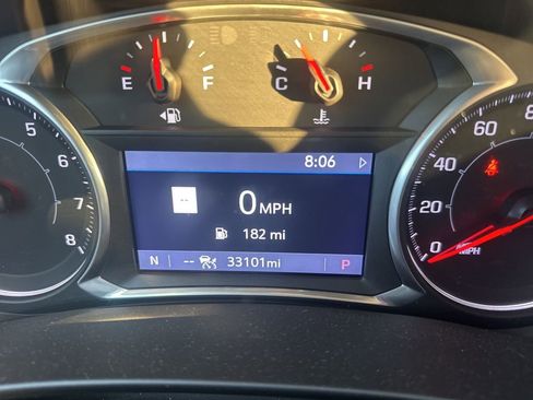 Certified 2022 GMC Terrain SLT w/ Infotainment Package II image 26