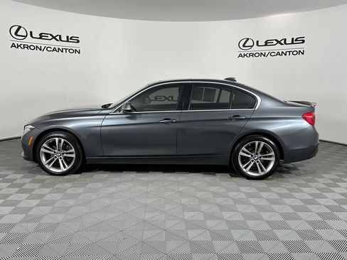Used 2017 BMW 330i xDrive Sedan image 10