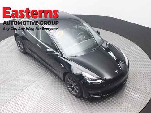 Used 2018 Tesla Model 3 Long Range image 3